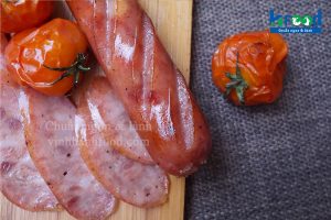 Lạp xưởng xông khói