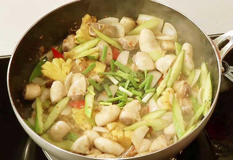 dồi trường xào chua ngọt