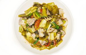 Lòng heo xào dưa chua