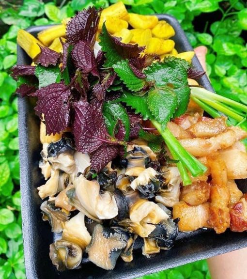 Ốc nấu chuối đậu