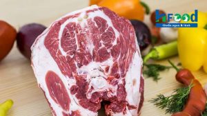 bé mấy tháng ăn được thịt dê