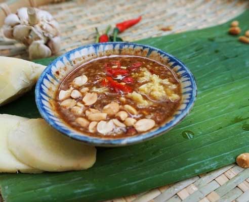 Tương bần pha chanh chấm dê tái chanh