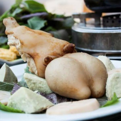 Ngọc dương dê chuẩn bị cho món lẩu