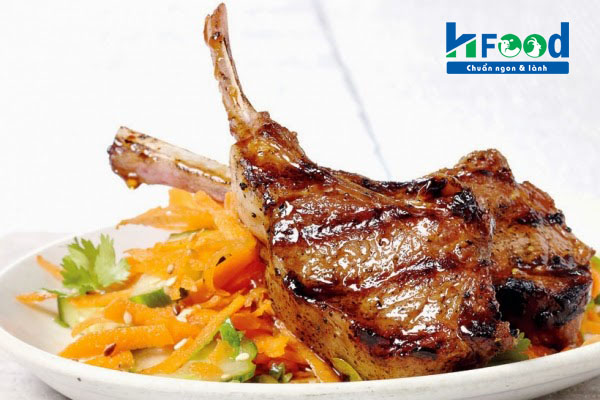 Sườn cừu nướng sốt BBQ vàng thơm
